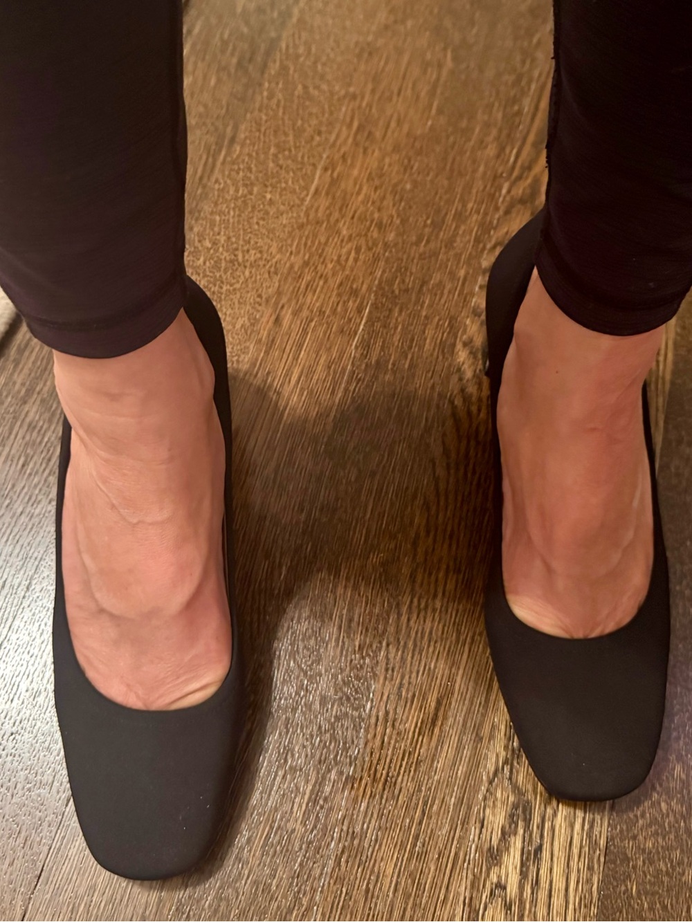 Donald J. Pliner Black Mid Block Heel Pump - Picture 2 of 8